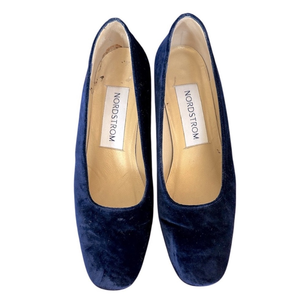 Nordstrom | Women's Indigo Blue Velvet Chunky Heel Closed Toe Heels Size 7.5